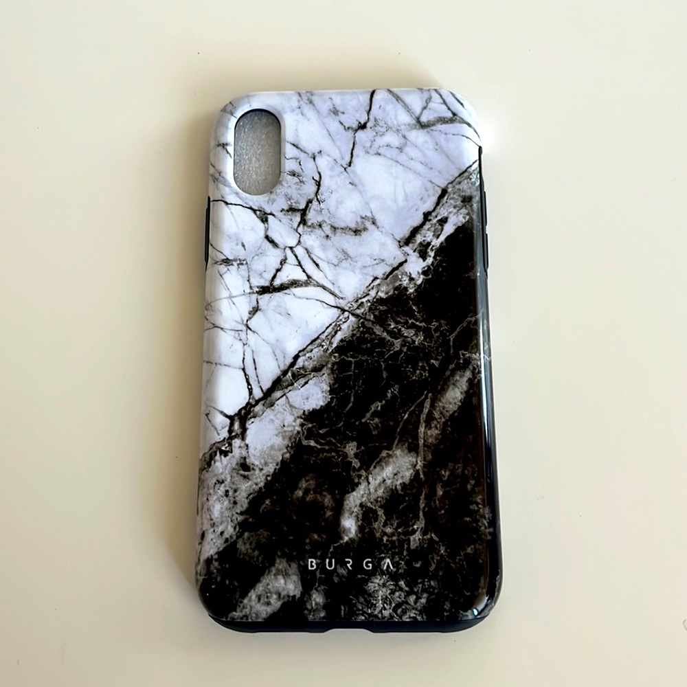 Burga iPhone XR case (1 Tough case)
